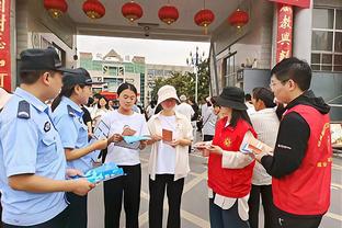 法媒：巴黎门将莱特利尔遭遇入室抢劫，球员妻子的面部被打